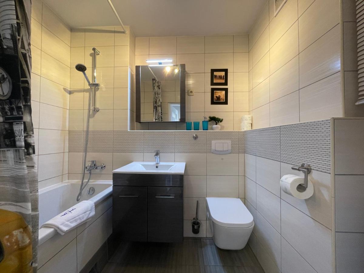 Wolin-Travel Apartament Dom Przy Parku Miedzyzdroje Ngoại thất bức ảnh